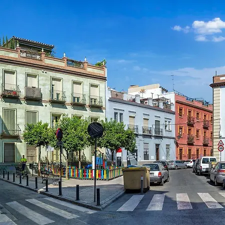 Descubrehome Plaza De Las Moravias Seville